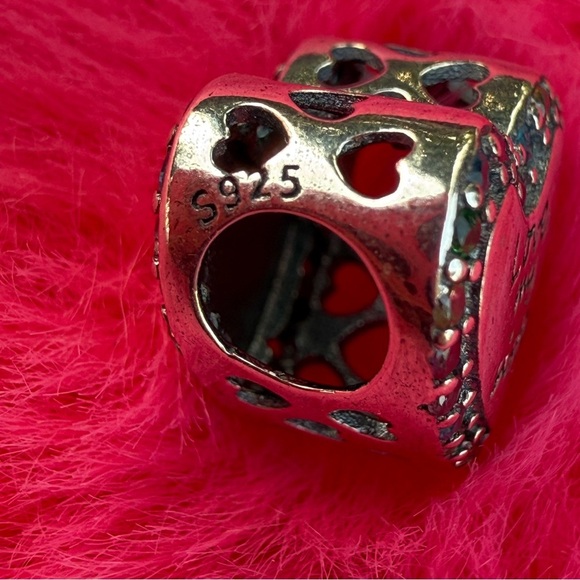 Charm "Love My Sister" with embedded multicolored rhinestones and little hearts - Picture 14 of 14